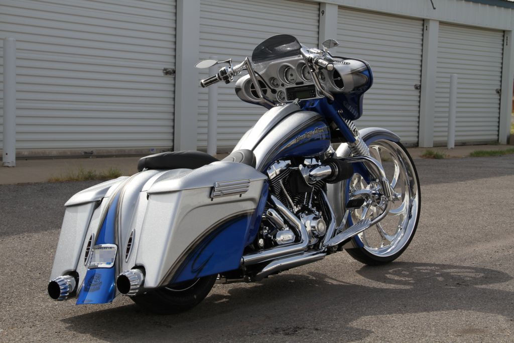 BlueSilver2-Custom_Bagger.jpg