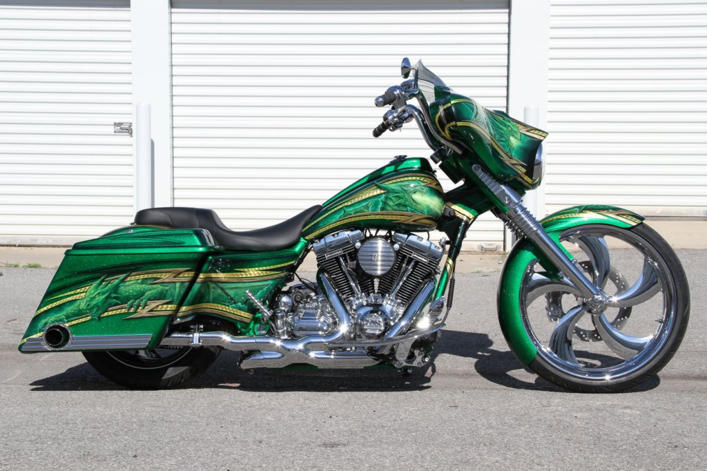 GreenDragons1-Custom_Bagger.jpg