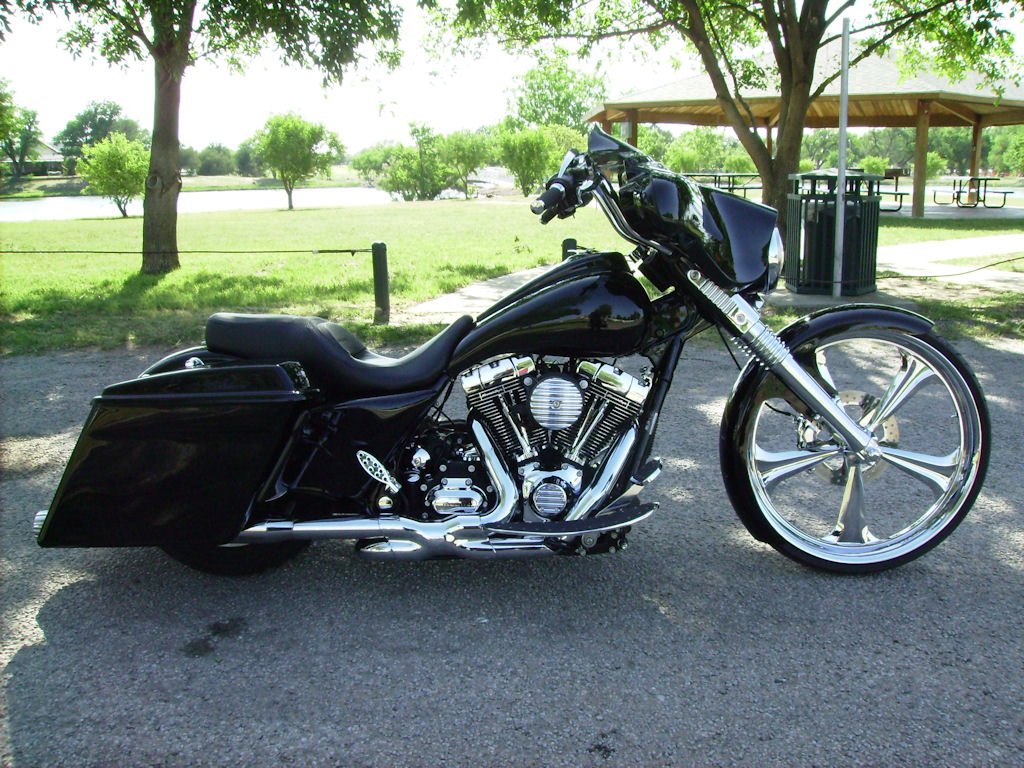 Moreau26-1-Custom_Bagger.jpg