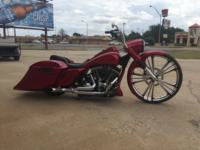 CandyRedMetalFlakeRoadking-Custom_Bagger11 Custom Bagger