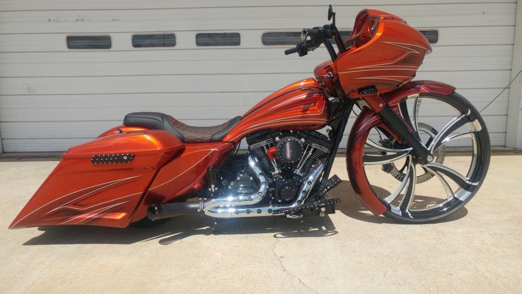 2013CVORoadGlide1-Custom_Bagger.jpg