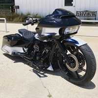 2020BlackWhiteBlueRoadGlide2