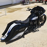 2020BlackWhiteBlueRoadGlide3